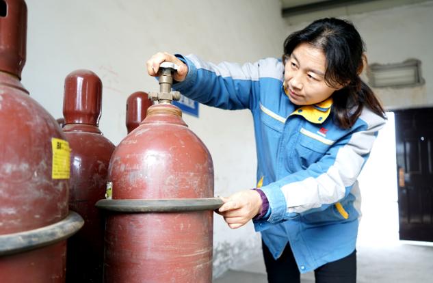将标准刻入习惯 让规范成为本能——马钢南山矿物资供销公司职工日常作业标准意识教育纪实